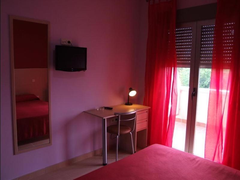 Hostal Parador De Los Galanes Manzanares Esterno foto
